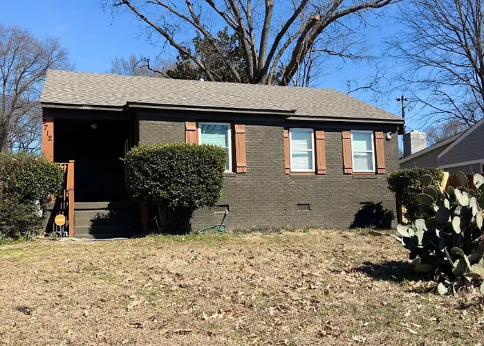 Celovacationhousing