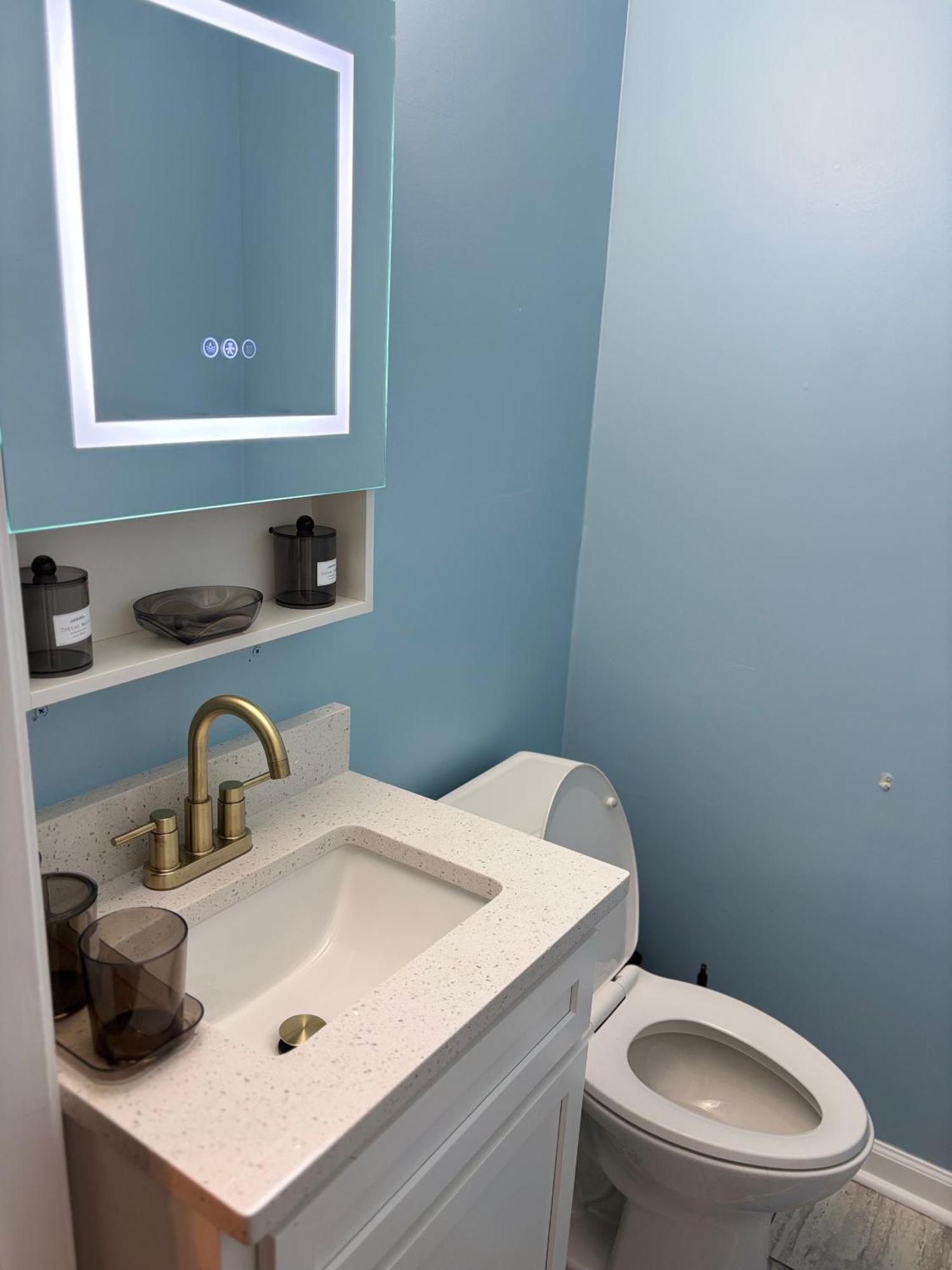 Celovacationhousing Memphis